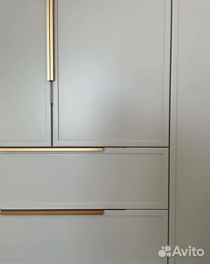 Шкаф распашной с фрезеровкой