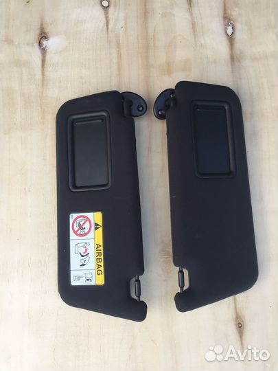 Козырек солнцезащитный Lexus RX450h