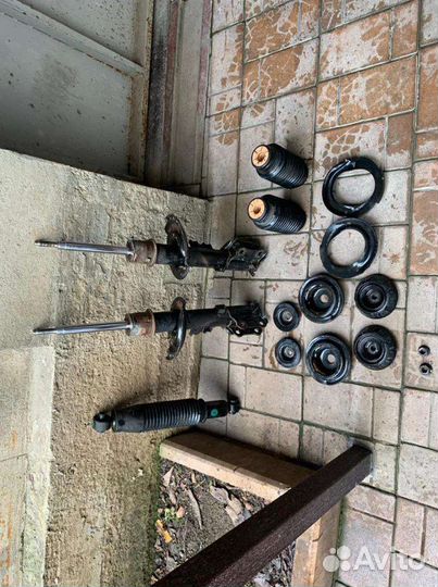 Амортизаторы Kia rio/ Hyundai solaris