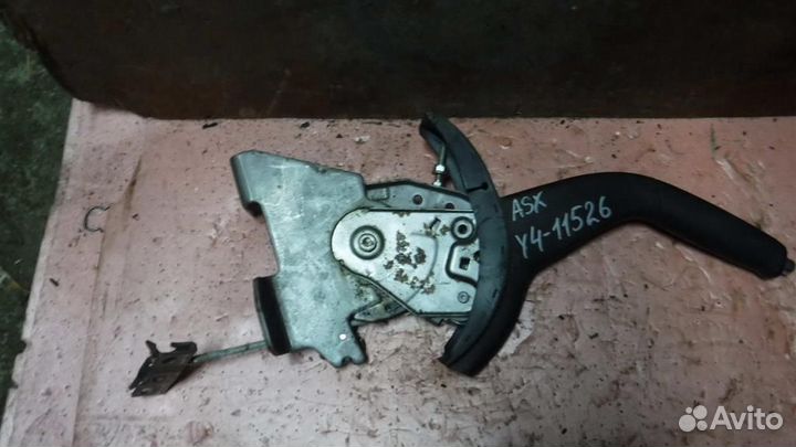 Рычаг стояночного тормоза Mitsubishi ASX 2010