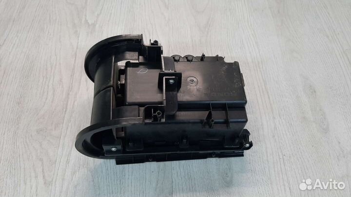 Подстаканник Honda Civic 8 4d