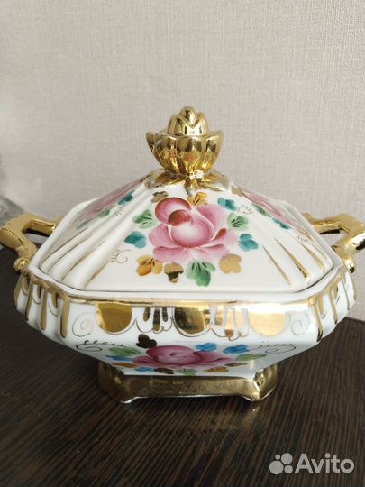 Сахарница, конфетница гжель