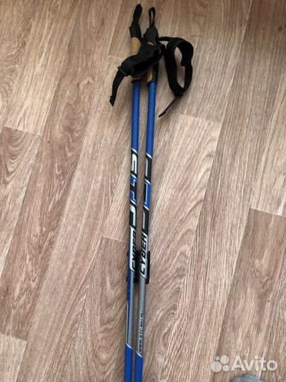 Беговые лыжи