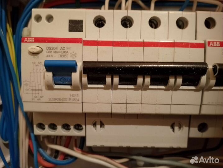 Дифференциальный автомат abb ds204 32A