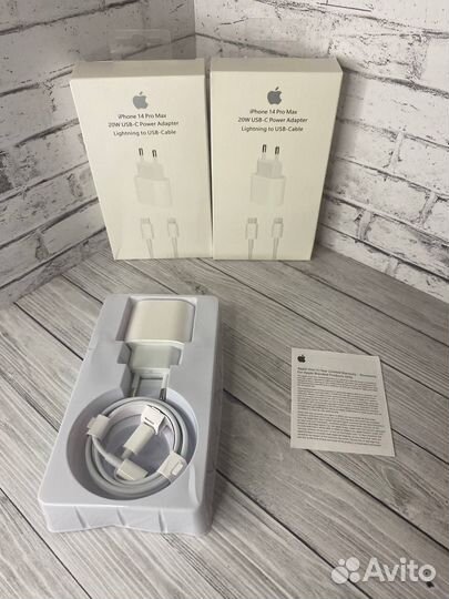 Зарядка на iPhone 20w