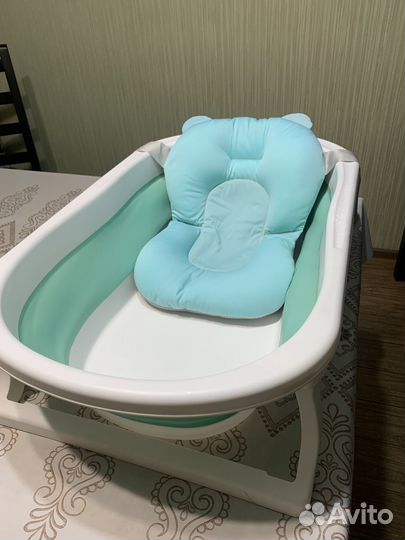 Ванночка для купания новорожденного