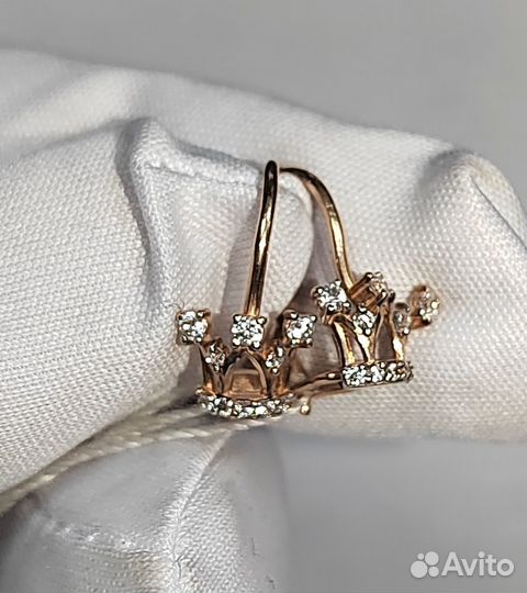 Золотые серьги с фианитом