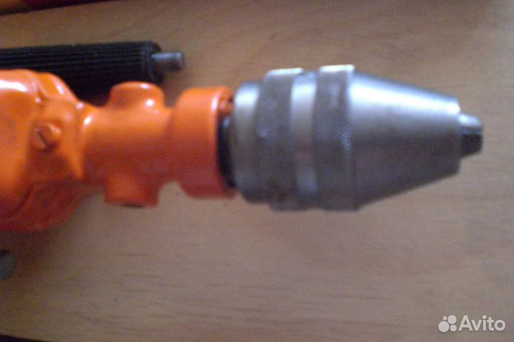 Ключ динамометрический и дрель