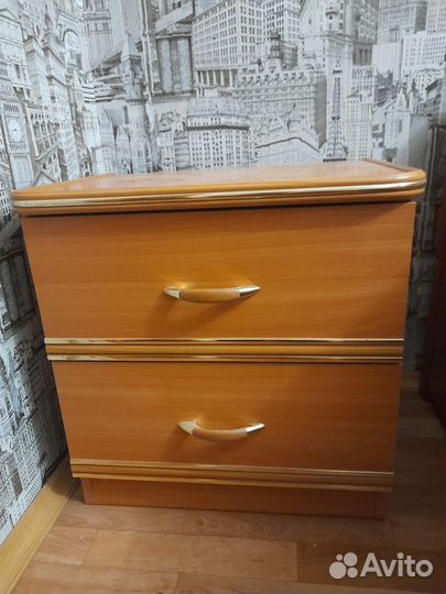 Тумба прикроватная бу