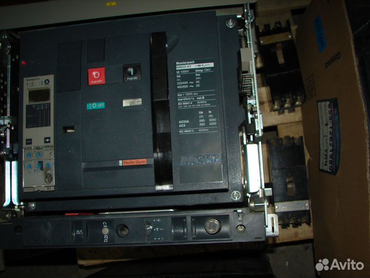 Автоматический выключатель SE Masterpack NW20 H1