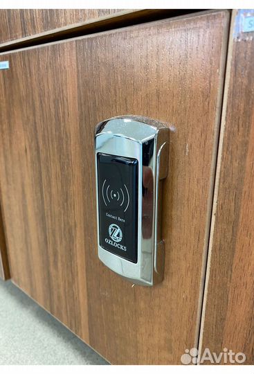 Электронные замки Ozlocks в раздевалку для фитнес