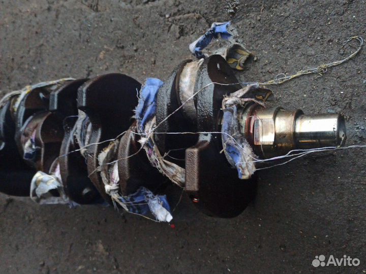 Коленвал mazda 3 BL 2012 год