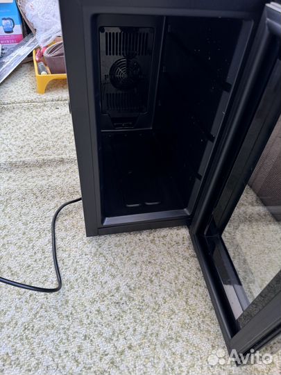 Винный холодильник