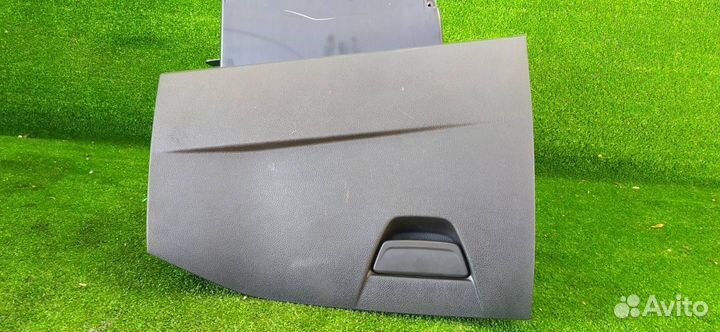 Бардачок в панель Ford Focus 3 2.0 бензин 2012