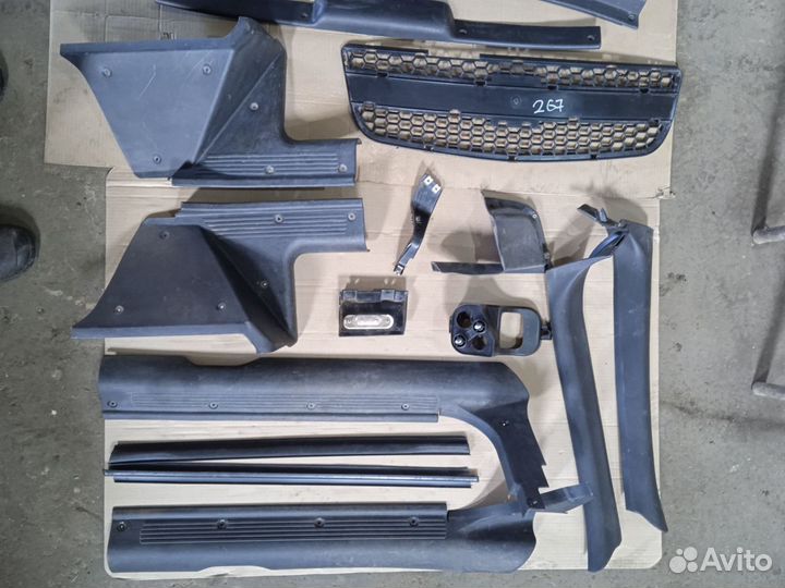 Пластик салона и кузова Chevrolet Niva