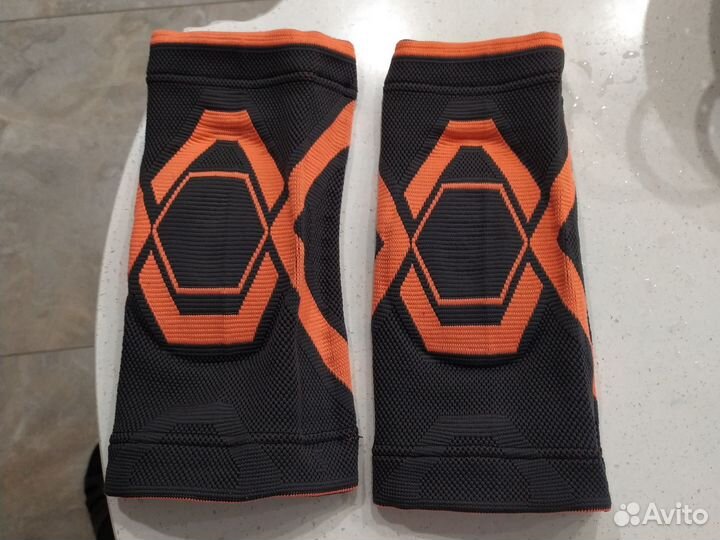 Бандаж, ортез на колени