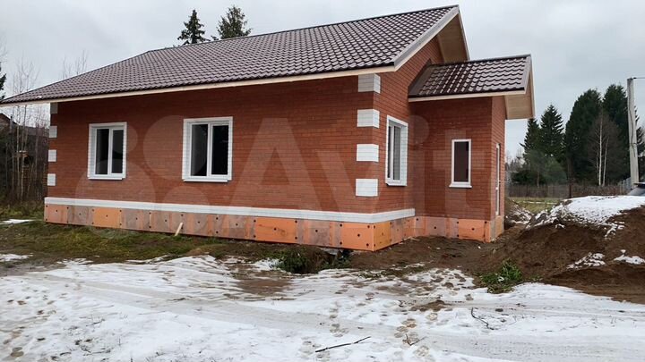 Дом 96 м² на участке 8 сот.