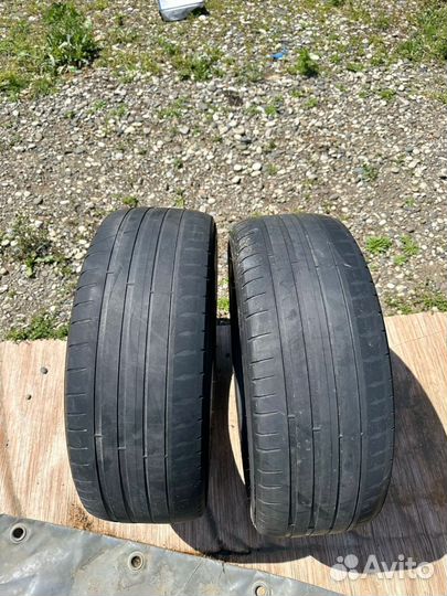 Michelin Pilot Sport 4 215/55 R17 94V