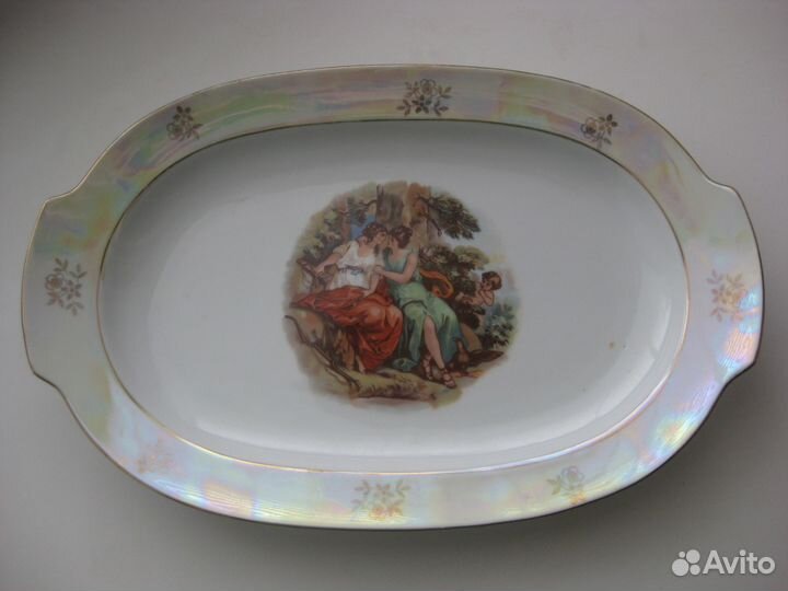 Блюдо овальное