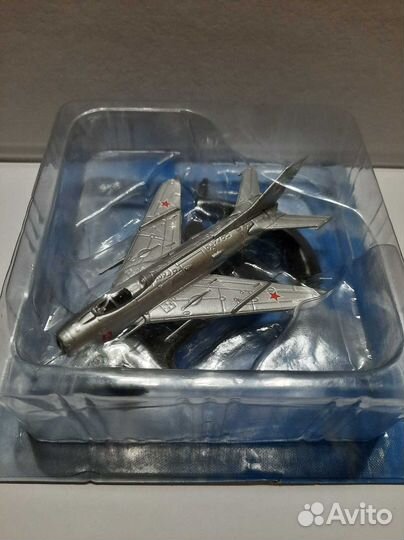 Модель самолета 