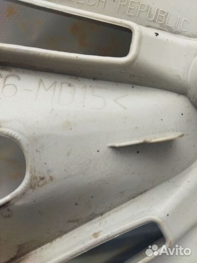 Колпак на колесо r 15 Volkswagen Golf. Оригинал