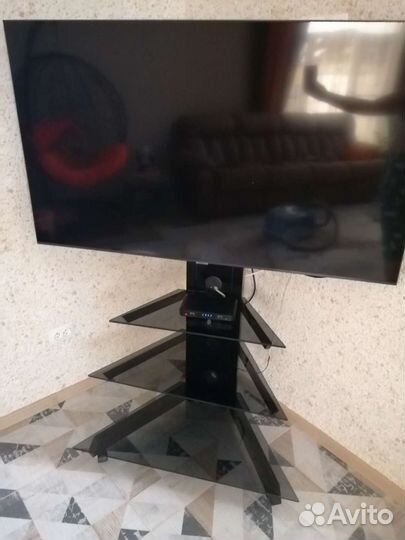 Кронштейн для телевизора поворотный