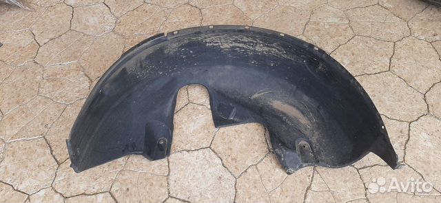 Подкрылок задний BMW X3 E83