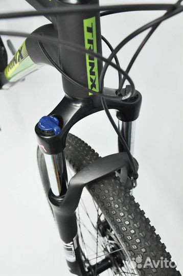 Велосипед 27,5 Trinx D700 elite