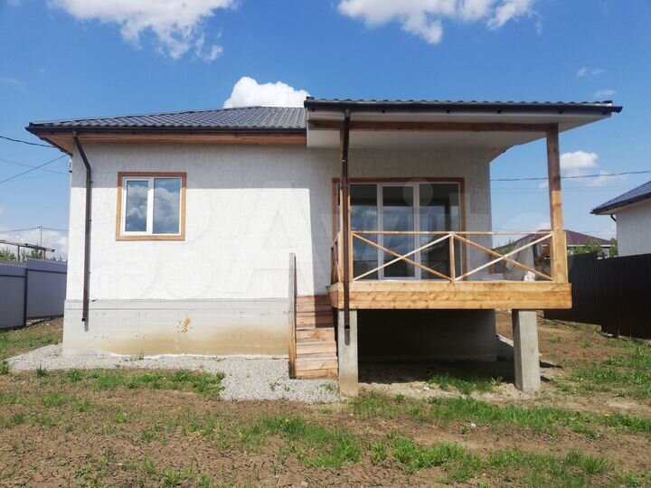 Дом 80 м² на участке 5 сот.