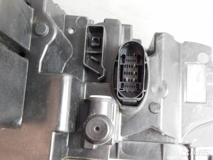 Фара левая Skoda Octavia III (A7) (84867)