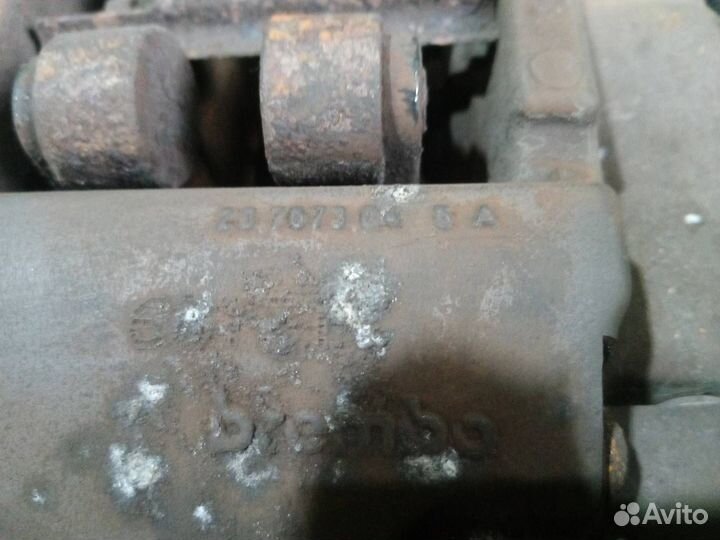 Суппорт тормозной задний Audi Q7 4L BAR (4.2) 2006