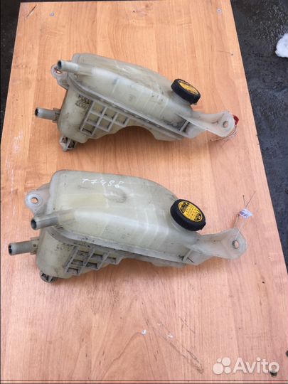 Расширительный Бачок Toyota Auris Тойота Аурис