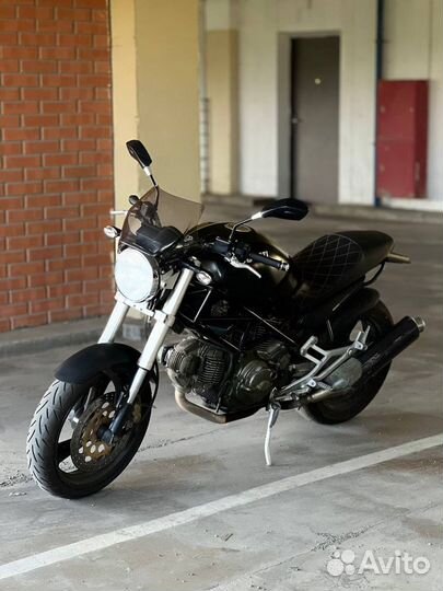 Ducati monster m600 dark