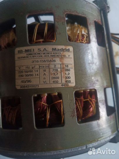 Двигатель от стиральной машины siemens(испания)