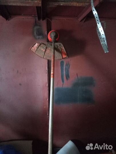 Продаю бензо триммер