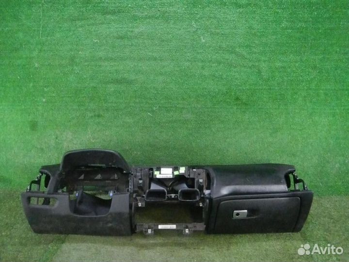 Торпедо BMW 8-Series/M8