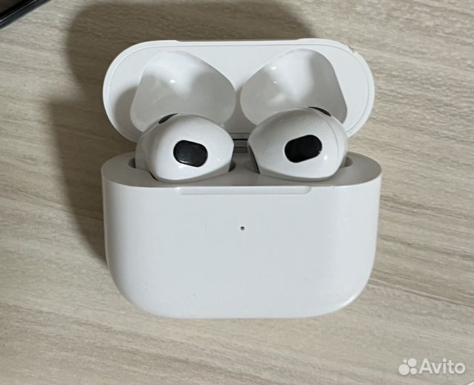 Наушники airpods pro 3