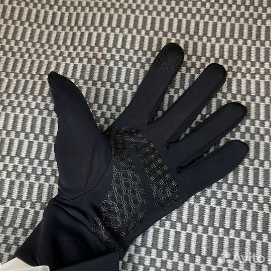 Перчатки Under armour