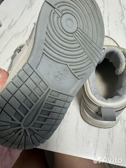 Кроссовки детские 23