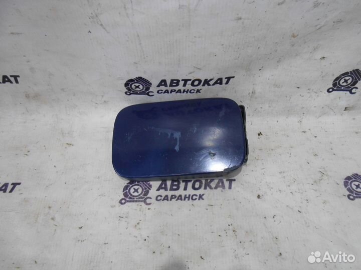 Лючок Mercedes W210