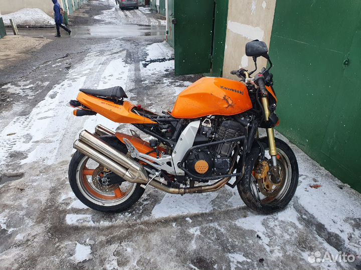 Kawasaki z1000 2005 остатки запчастей