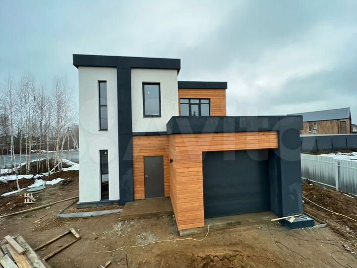 Дом 170 м² на участке 5 сот.