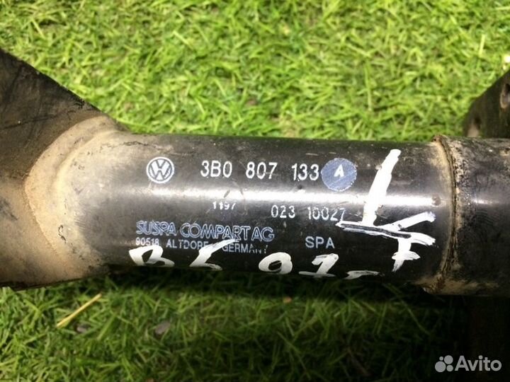 Кронштейн усилителя бампера, домик передний левый