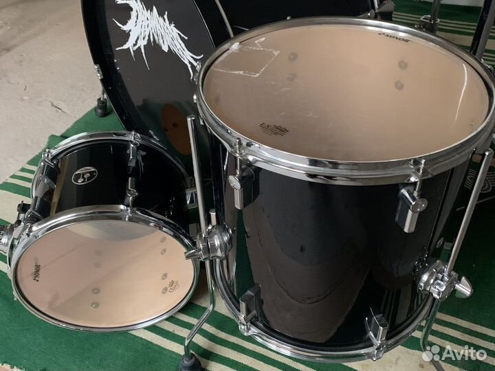 Барабанная установка sonor 2007