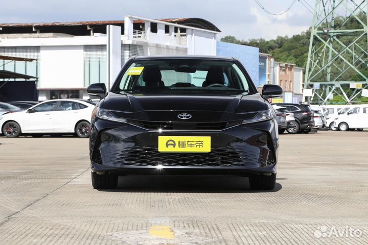 Toyota Camry 2.5 CVT, 2024