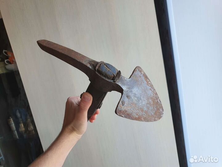 Кирка немецкая трофей