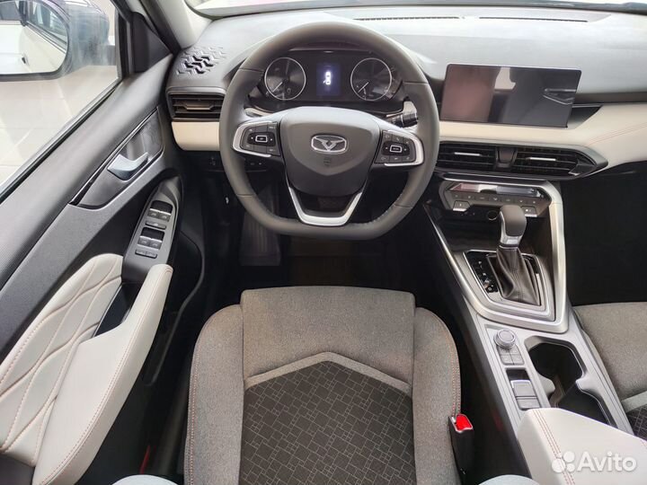 Kaiyi E5 1.5 CVT, 2023