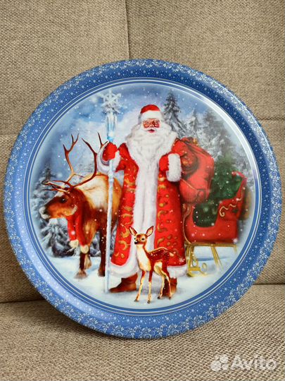 Жестяные банки из под печенья