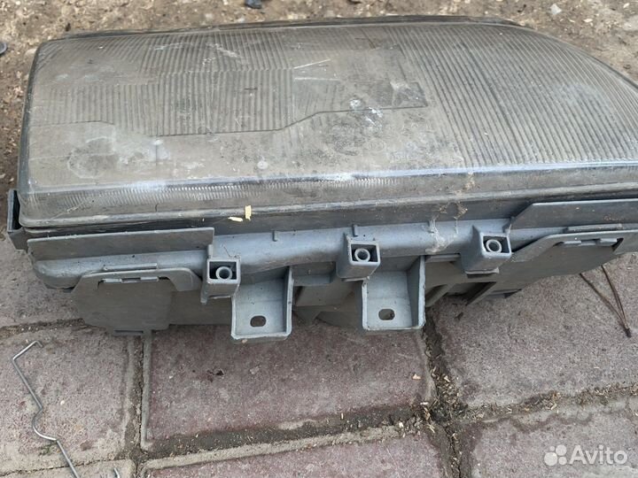 Фара от Mercedes w202