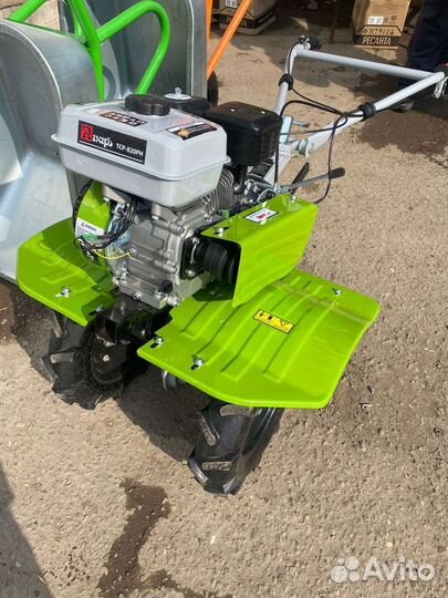 Мотоблок Пахарь 8л.с. полный комплект